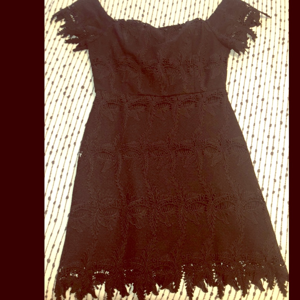 Black lace dress
